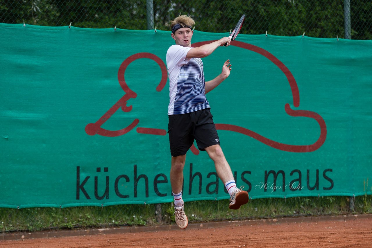 Bild 195 - RL/NL Suchsdorfer SV - SV Blankenese / Hamburger Polo Club